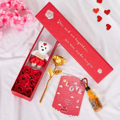 Romantic Gift Box – Teddy Bear, Rose & Soap Flower Set 🎁🌹