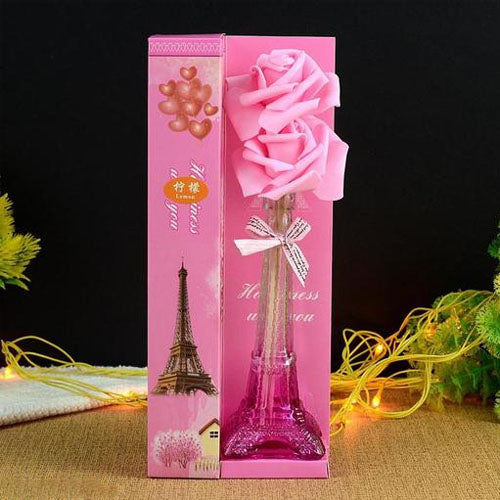 Eiffel Tower Aroma Diffuser Gift Set – Fragrance Oil & Flower Sticks